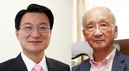 김덕용(왼쪽) 회장·김용권 교수 [서강대 제공]